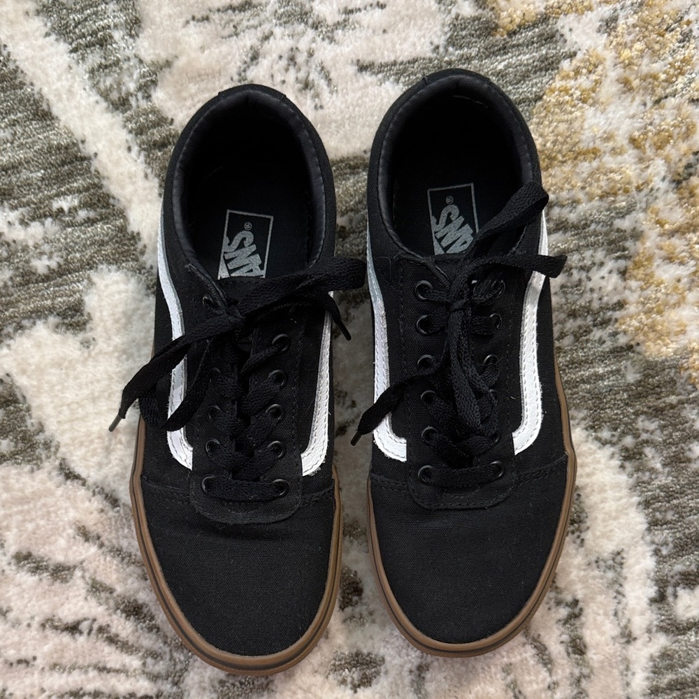 Vans Ward Kids Black/Gum/White Sneakers Kids Sz 3 - Picture 3 of 9